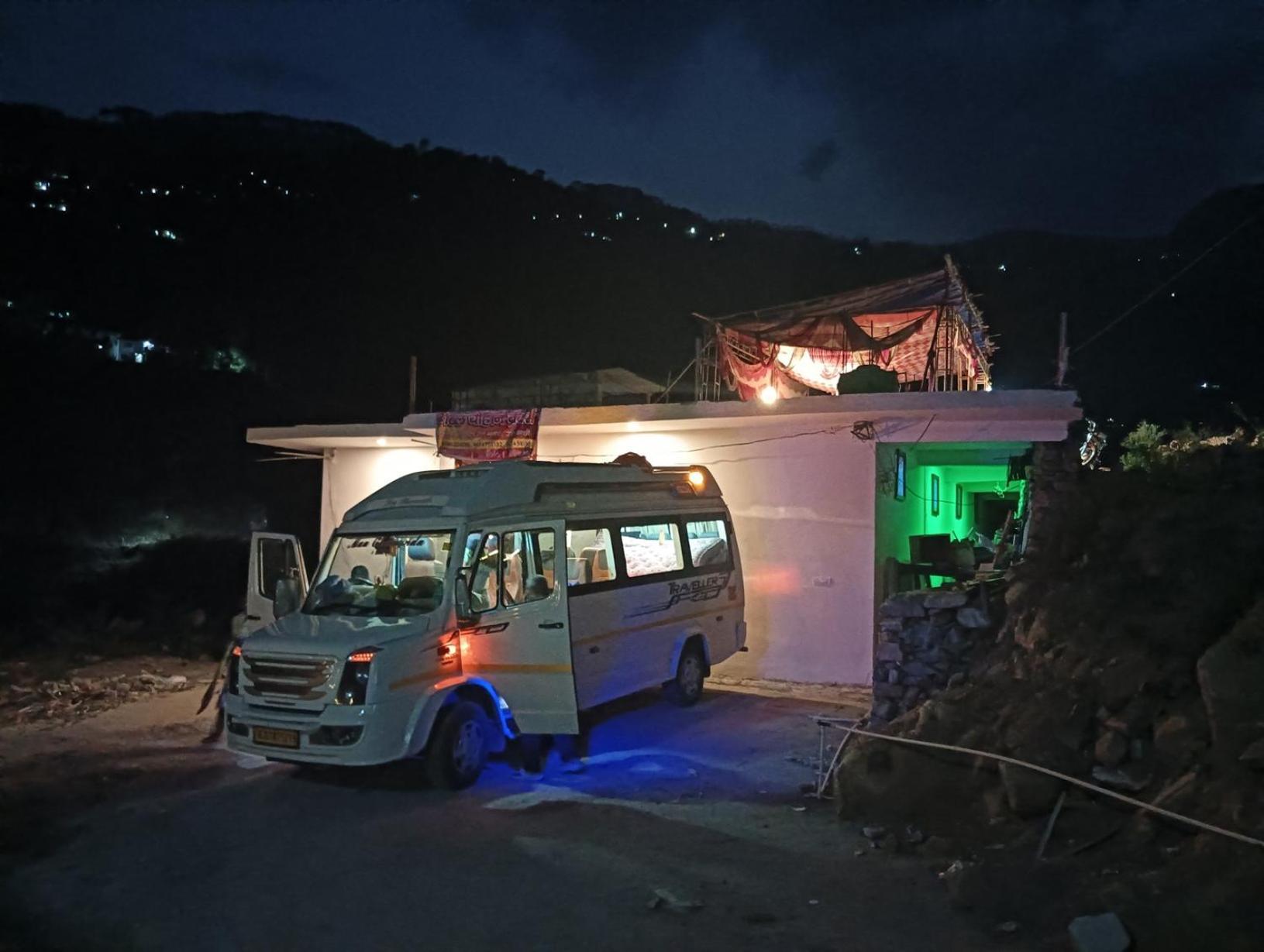 Hotel Chauhan Brothers Uttarkashi Экстерьер фото