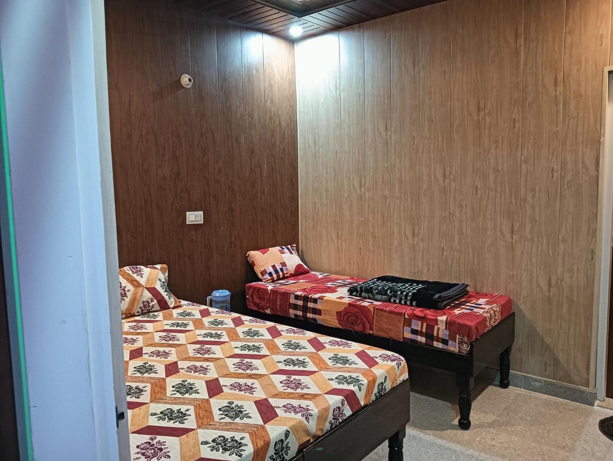 Hotel Chauhan Brothers Uttarkashi Экстерьер фото